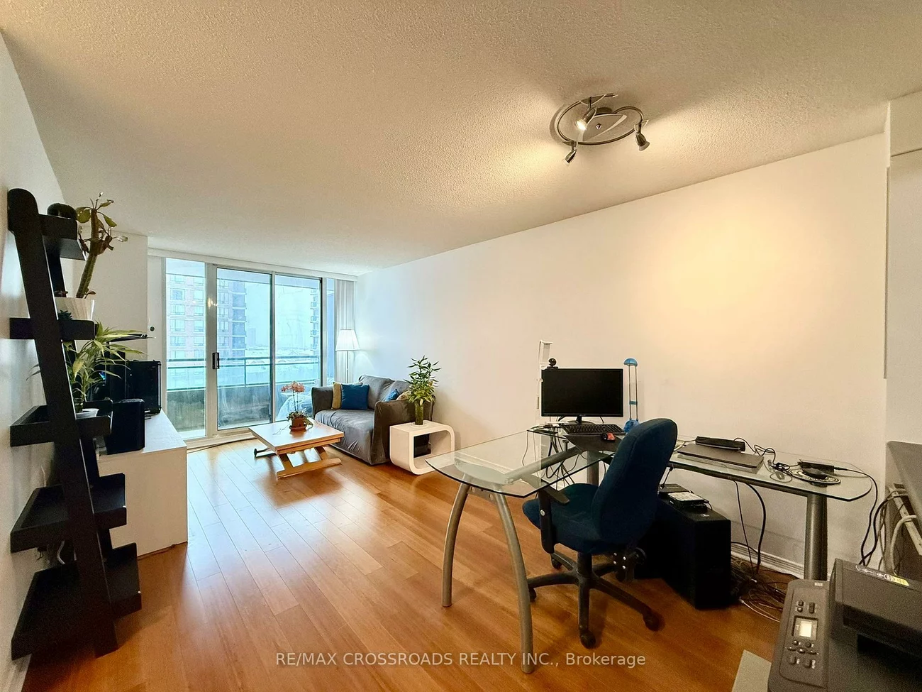 350, Red Maple, Langstaff, Richmond Hill