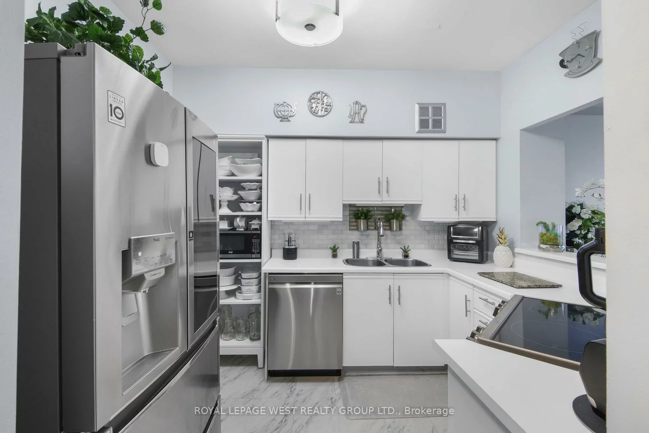 326, Major Mackenzie, Crosby, Richmond Hill