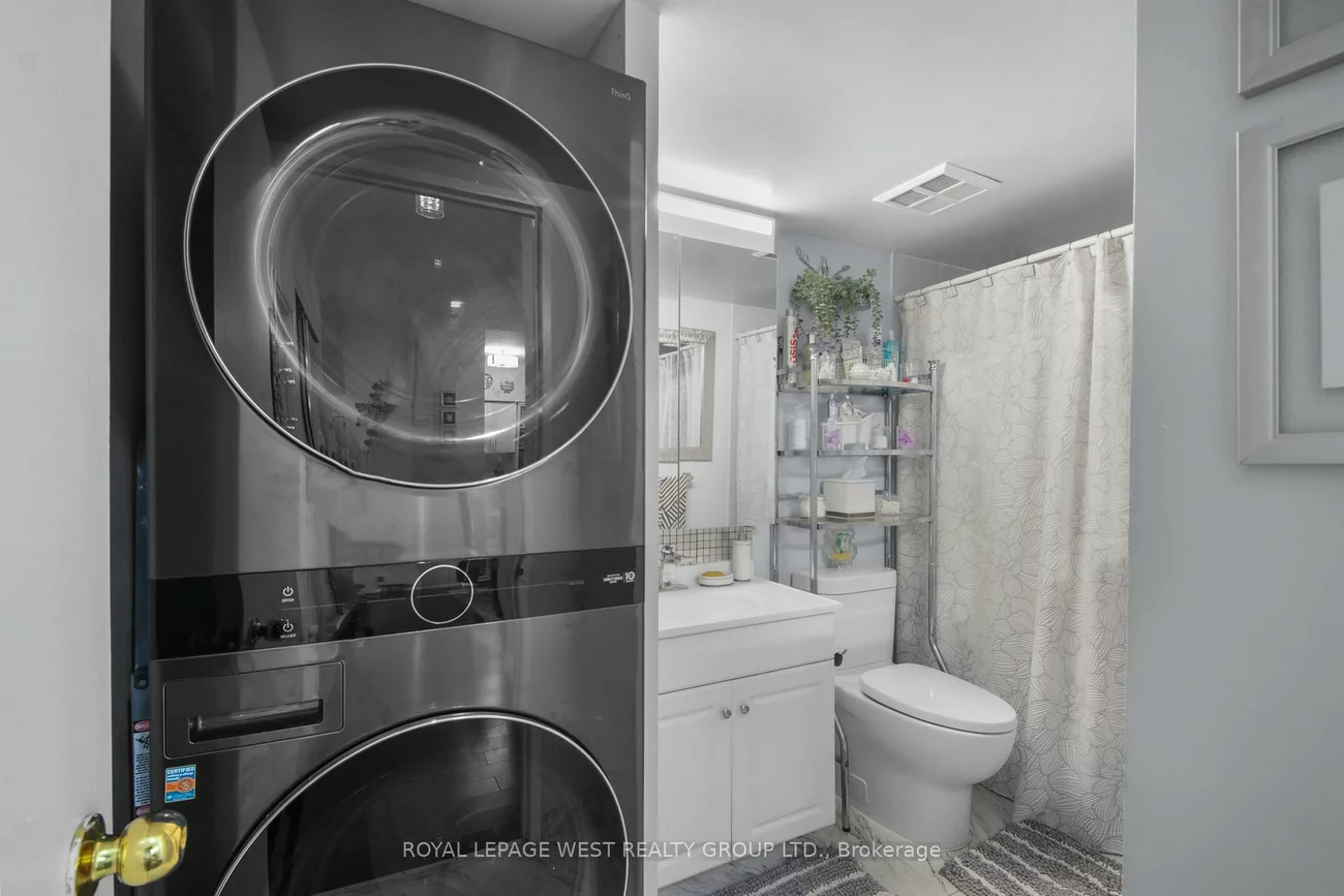 326, Major Mackenzie, Crosby, Richmond Hill