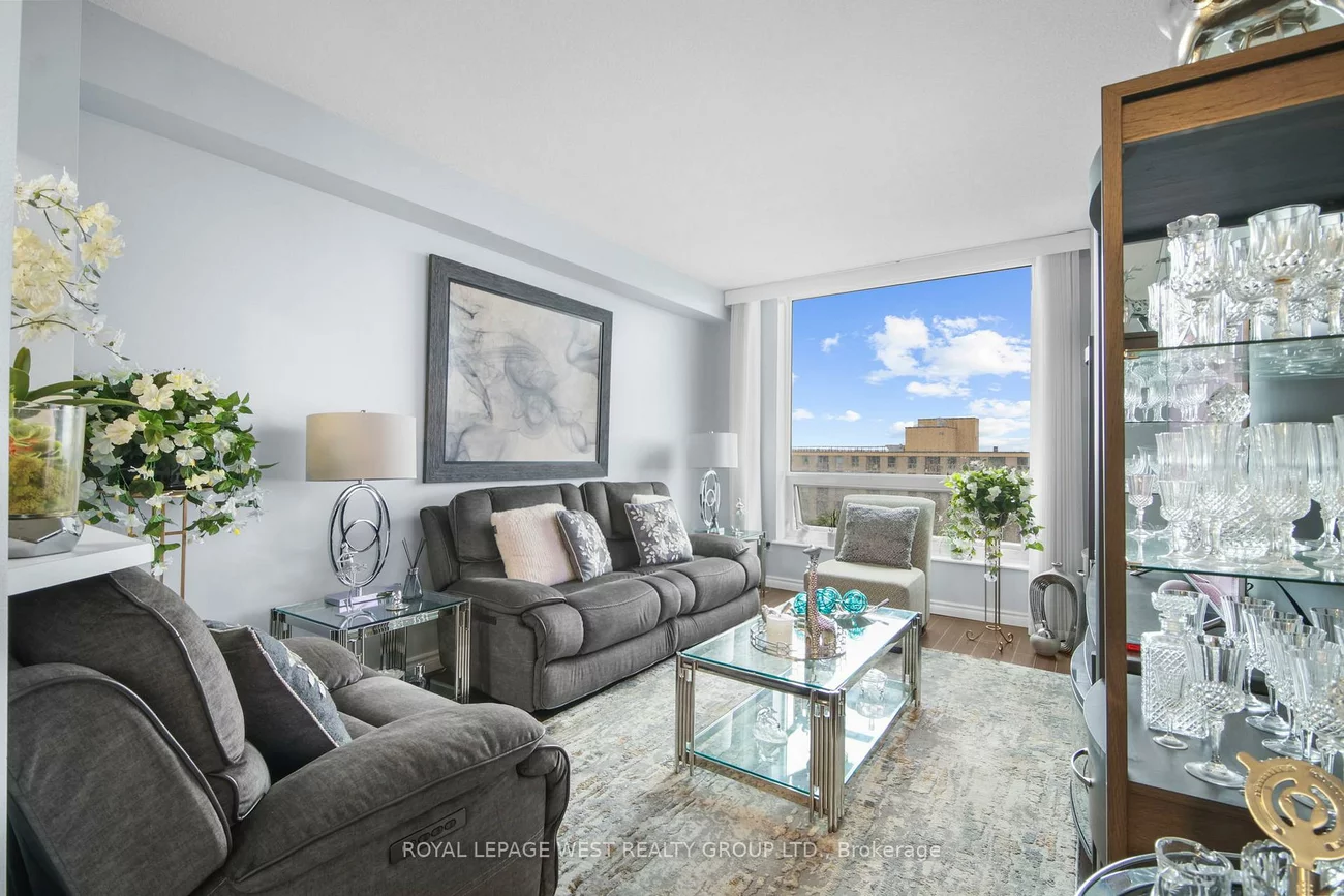 326, Major Mackenzie, Crosby, Richmond Hill