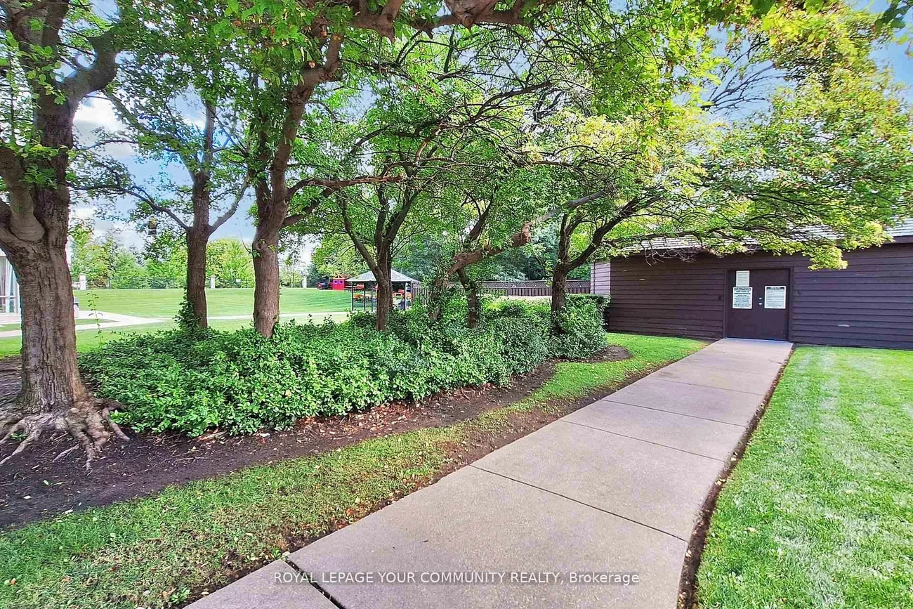 309, Major Mackenzie, Harding, Richmond Hill