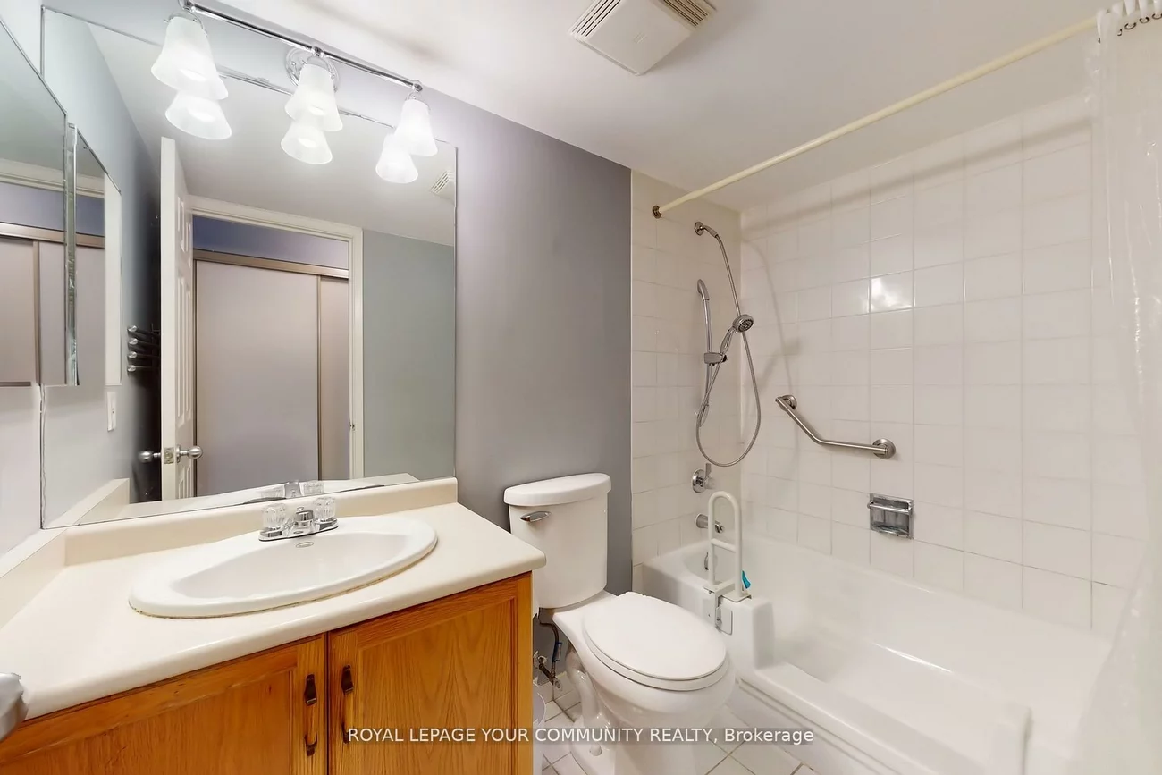 309, Major Mackenzie, Harding, Richmond Hill