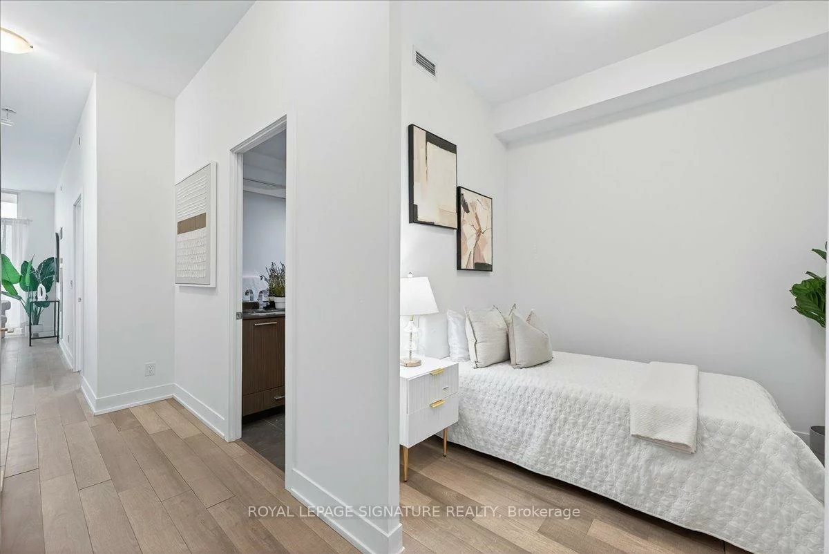 9471, Yonge, Observatory, Richmond Hill