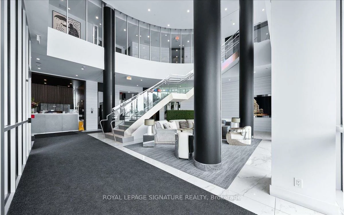 9471, Yonge, Observatory, Richmond Hill