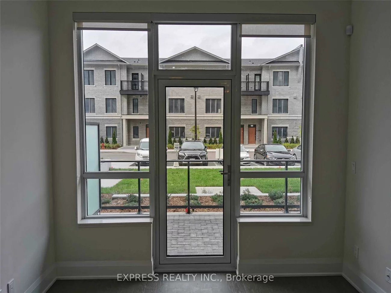 396, Highway 7, Doncrest, Richmond Hill