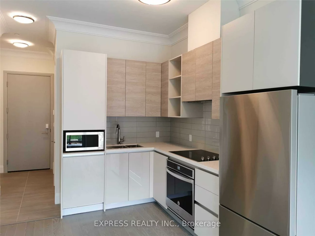 396, Highway 7, Doncrest, Richmond Hill