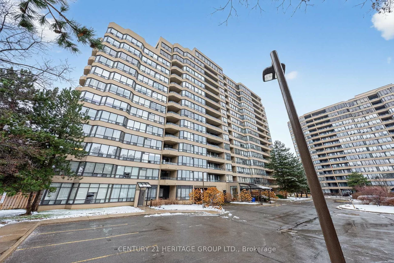 32, Clarissa, Harding, Richmond Hill