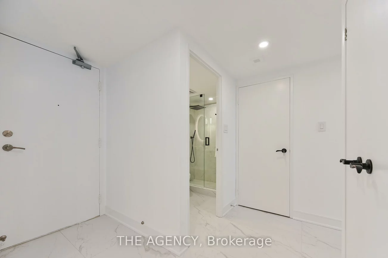 20, Baif, North Richvale, Richmond Hill