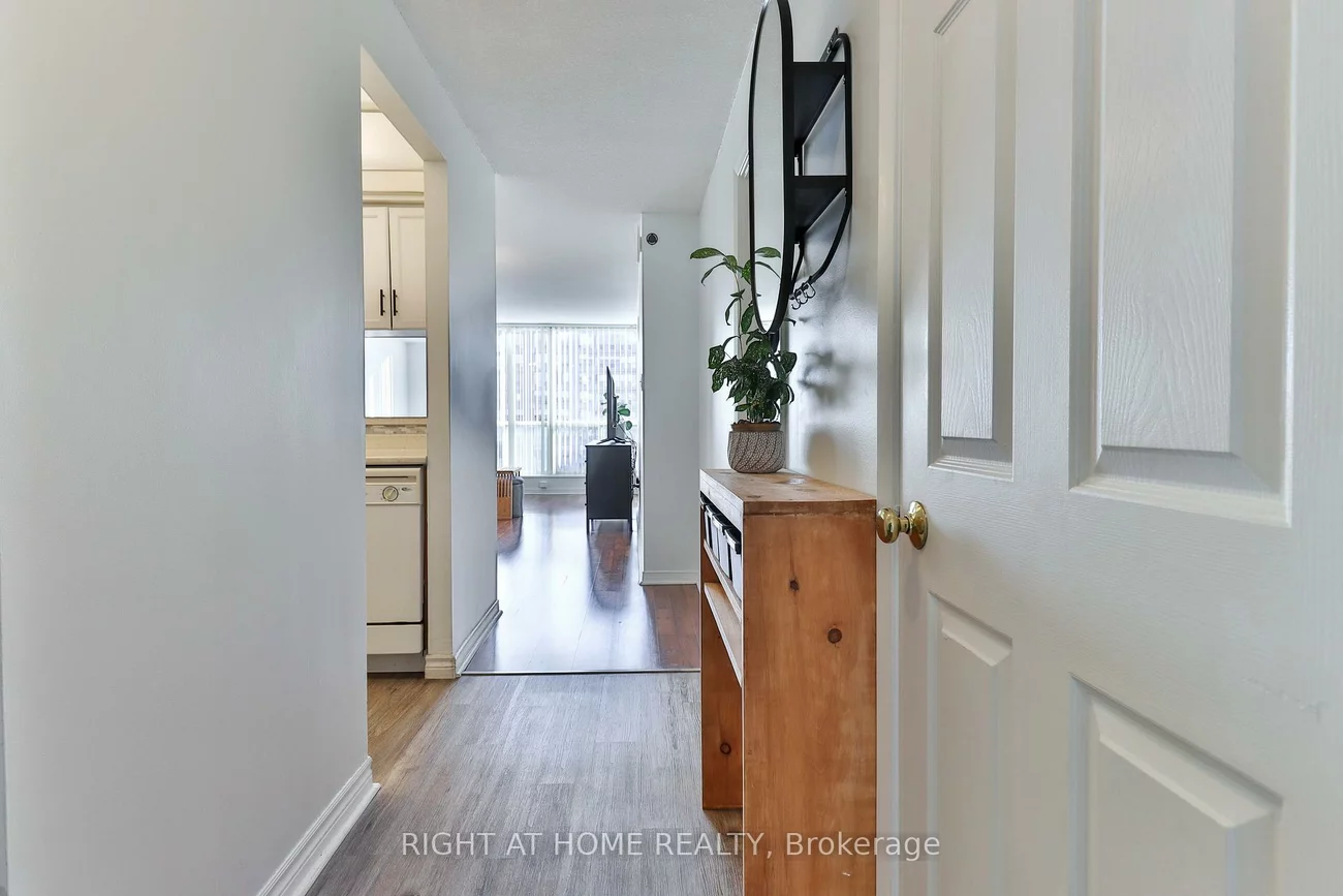 309, Major Mackenzie, Harding, Richmond Hill