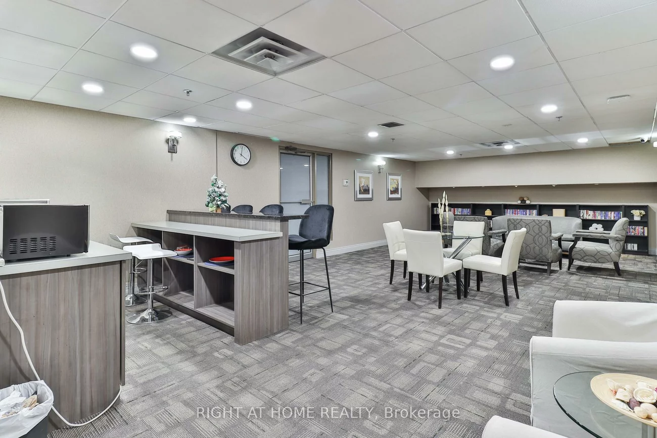 309, Major Mackenzie, Harding, Richmond Hill