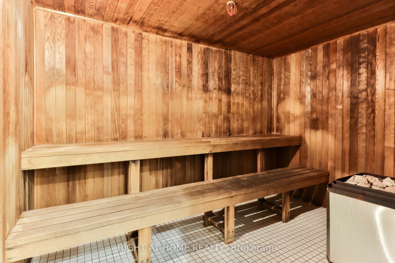 309, Major Mackenzie, Harding, Richmond Hill