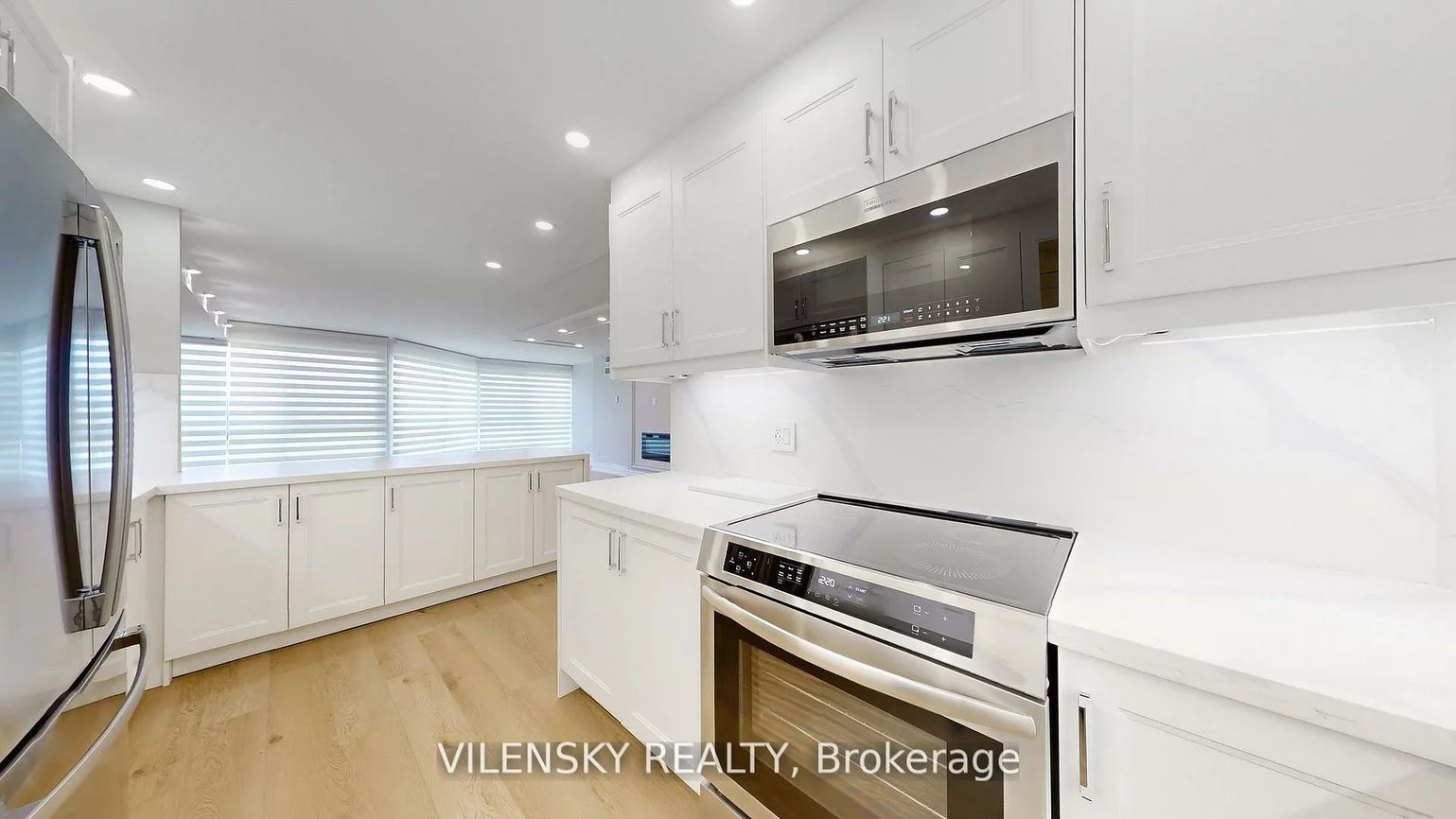 5, Weldrick, North Richvale, Richmond Hill
