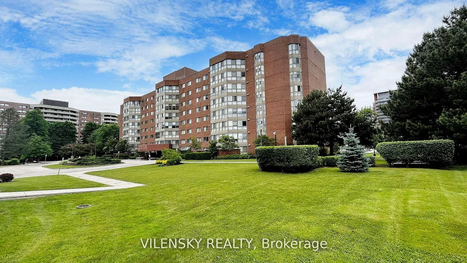 5, Weldrick, North Richvale, Richmond Hill