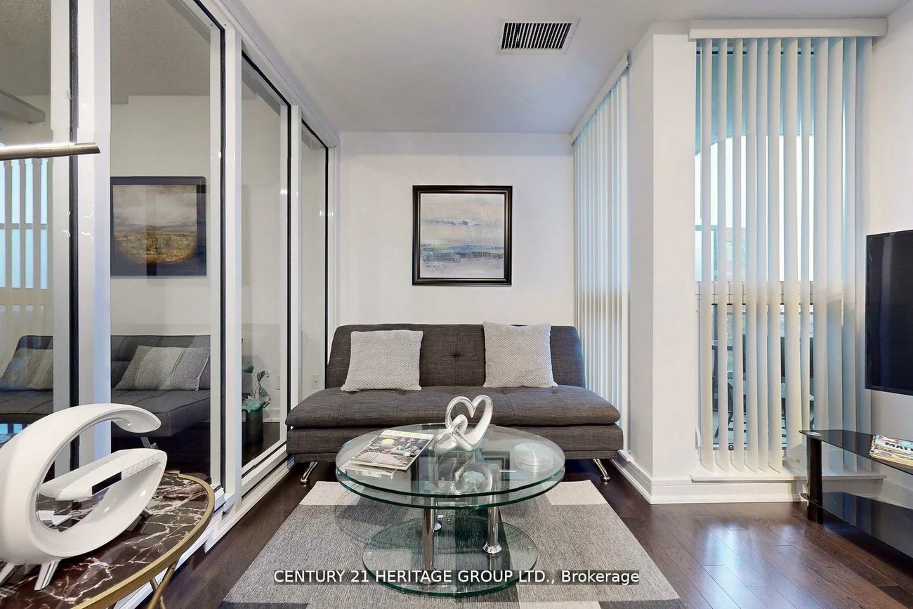 9201, Yonge, Langstaff, Richmond Hill