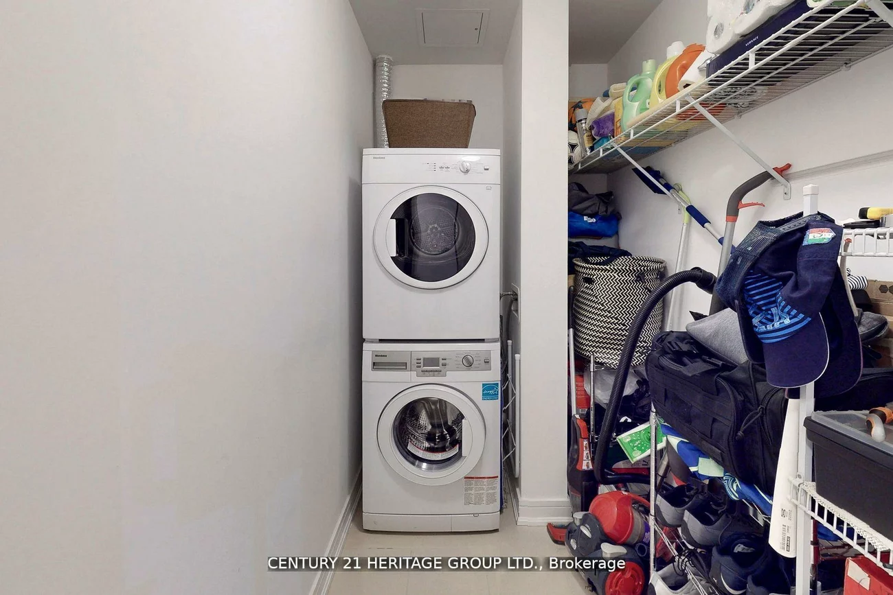 9201, Yonge, Langstaff, Richmond Hill