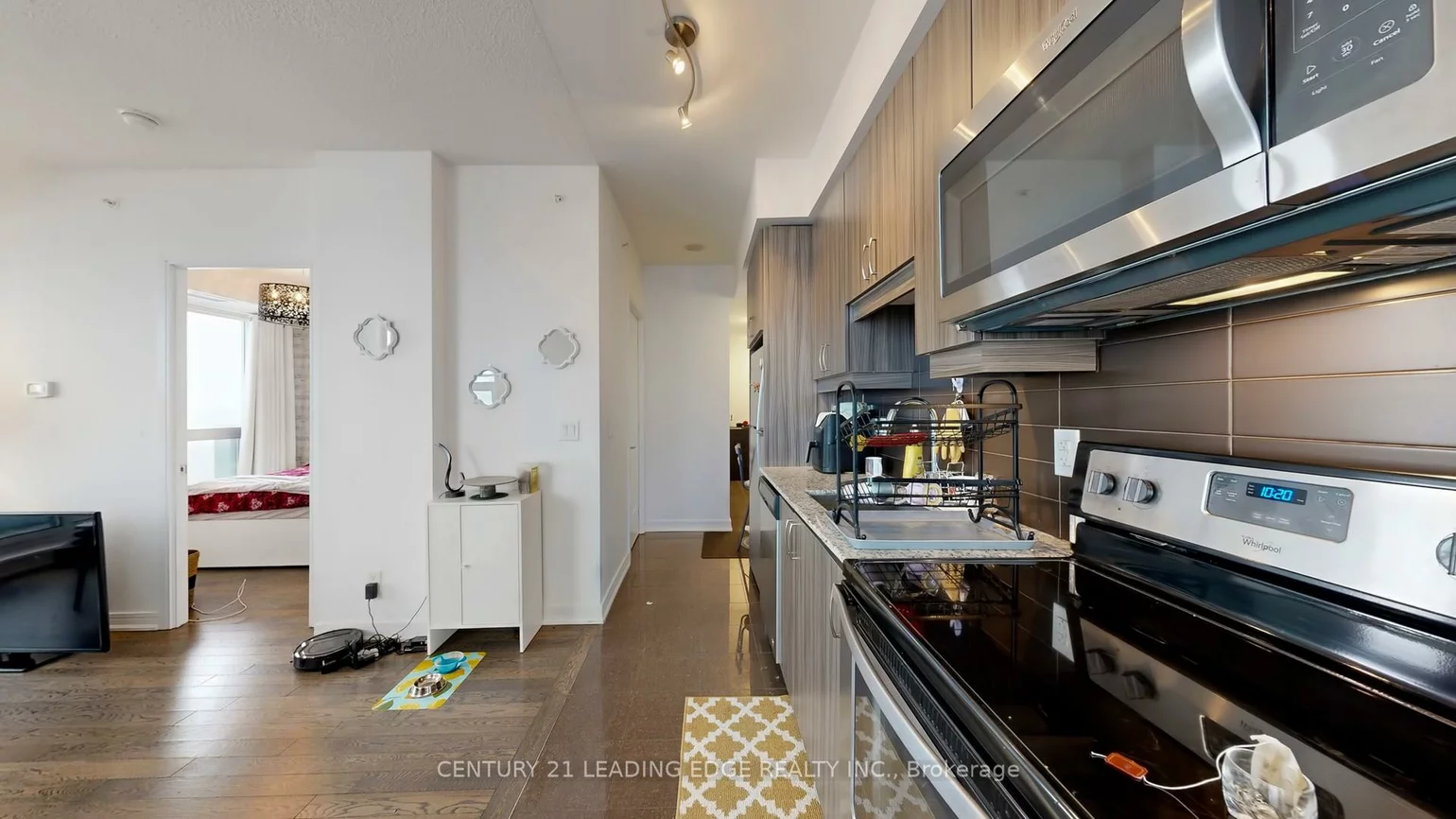 9205, Yonge, Langstaff, Richmond Hill