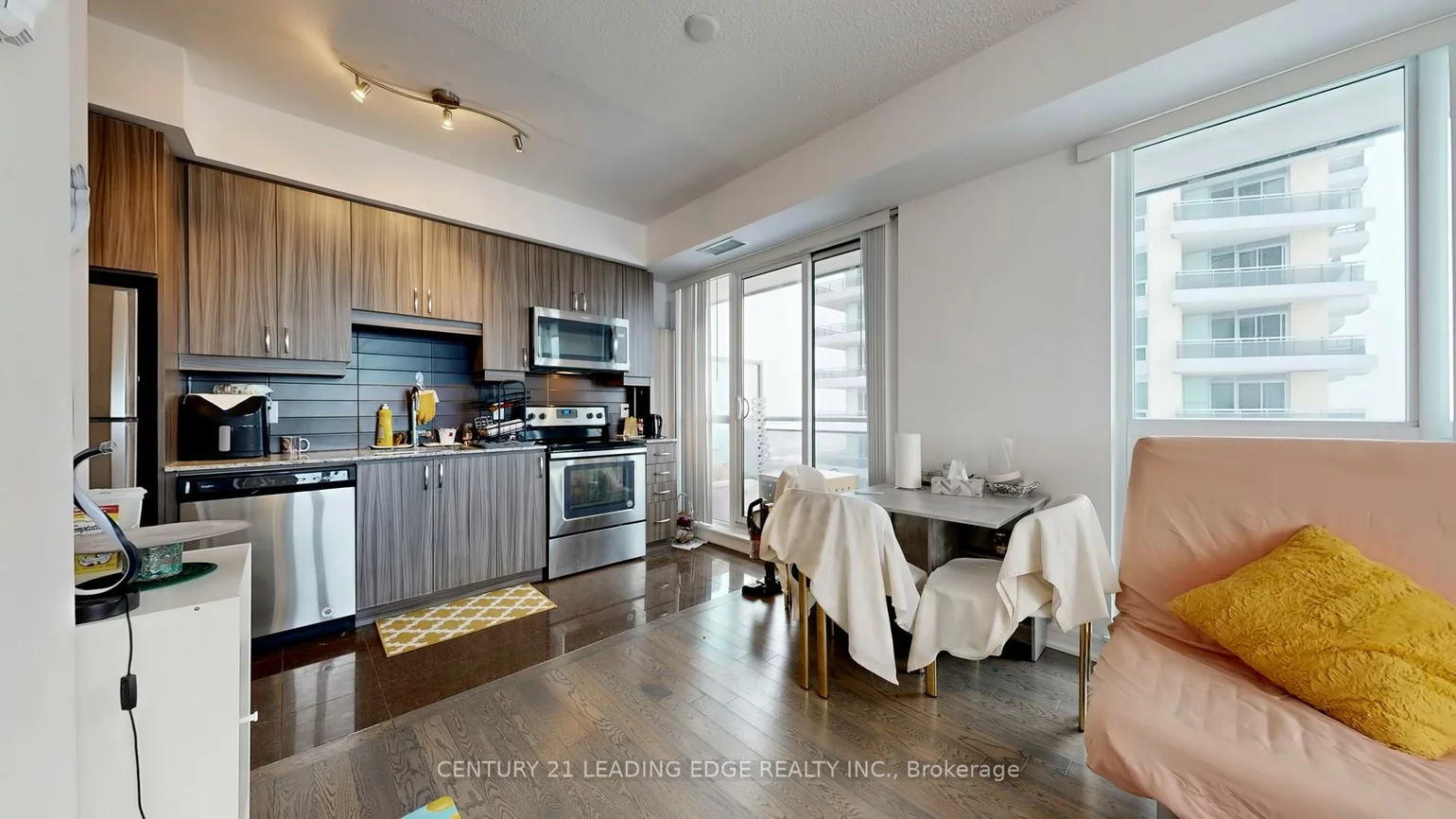 9205, Yonge, Langstaff, Richmond Hill