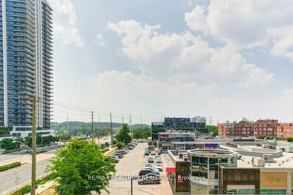 370, Highway 7, Doncrest, Richmond Hill