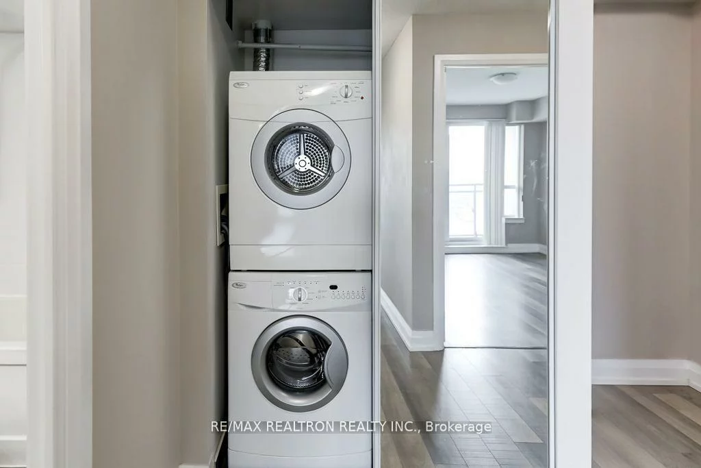 370, Highway 7, Doncrest, Richmond Hill