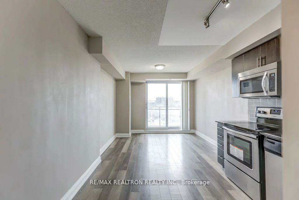 370, Highway 7, Doncrest, Richmond Hill