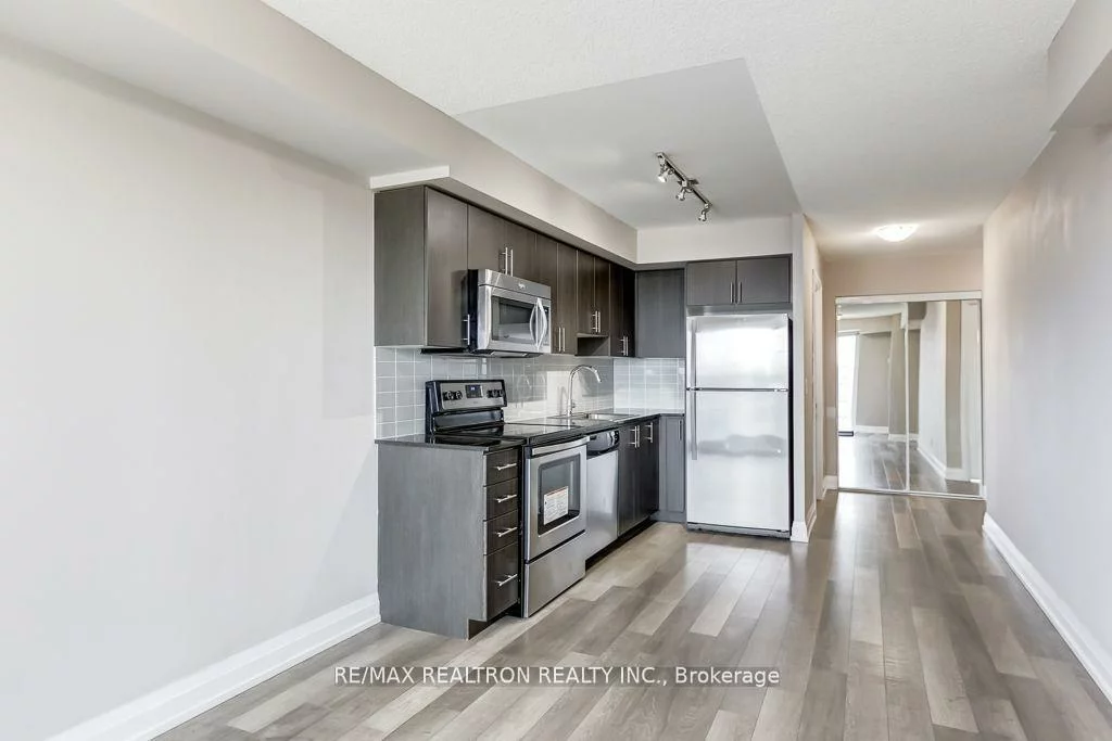 370, Highway 7, Doncrest, Richmond Hill