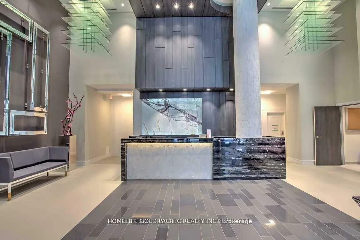 9205, Yonge, Langstaff, Richmond Hill