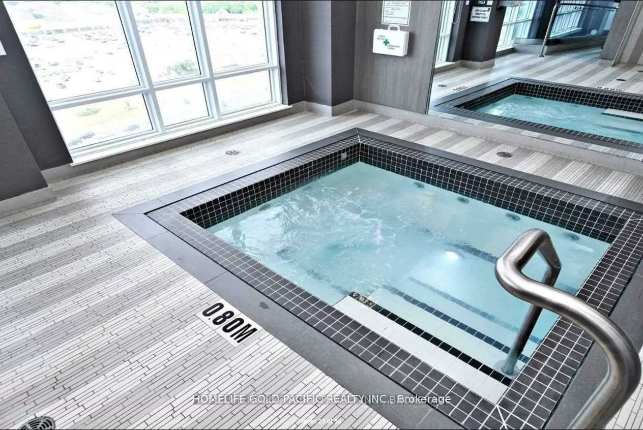 9205, Yonge, Langstaff, Richmond Hill