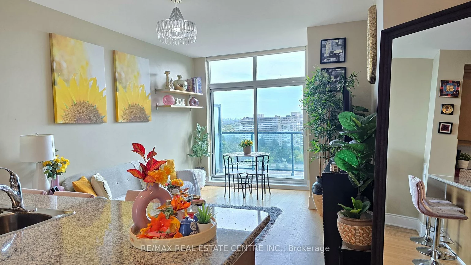 18, Harding, Harding, Richmond Hill