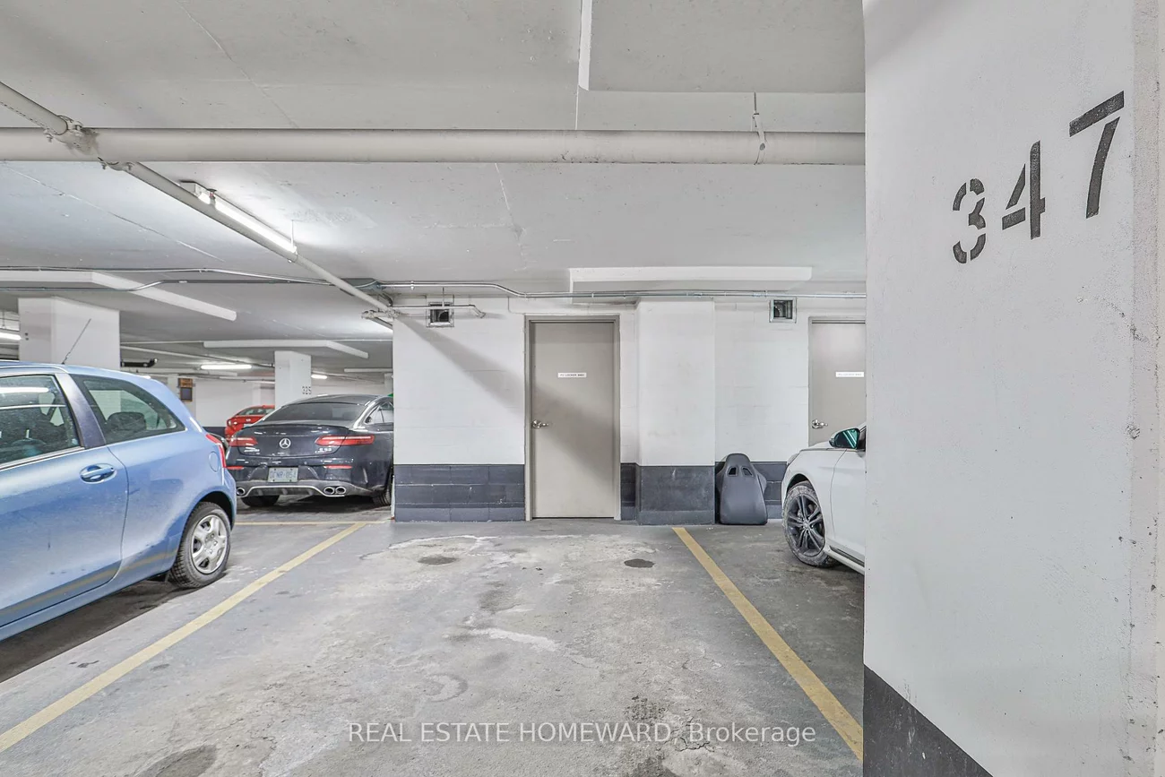 9600, Yonge, North Richvale, Richmond Hill