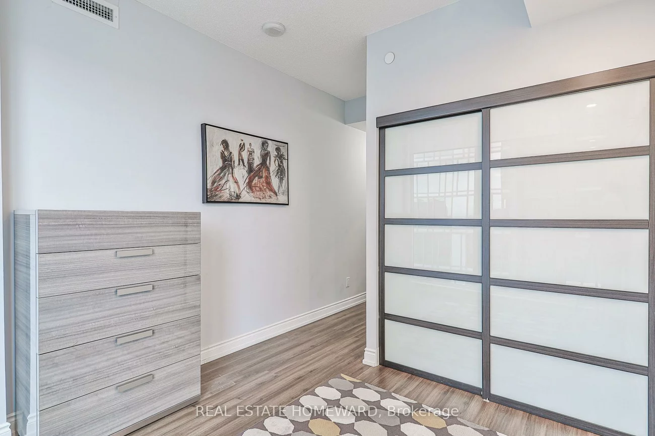 9600, Yonge, North Richvale, Richmond Hill