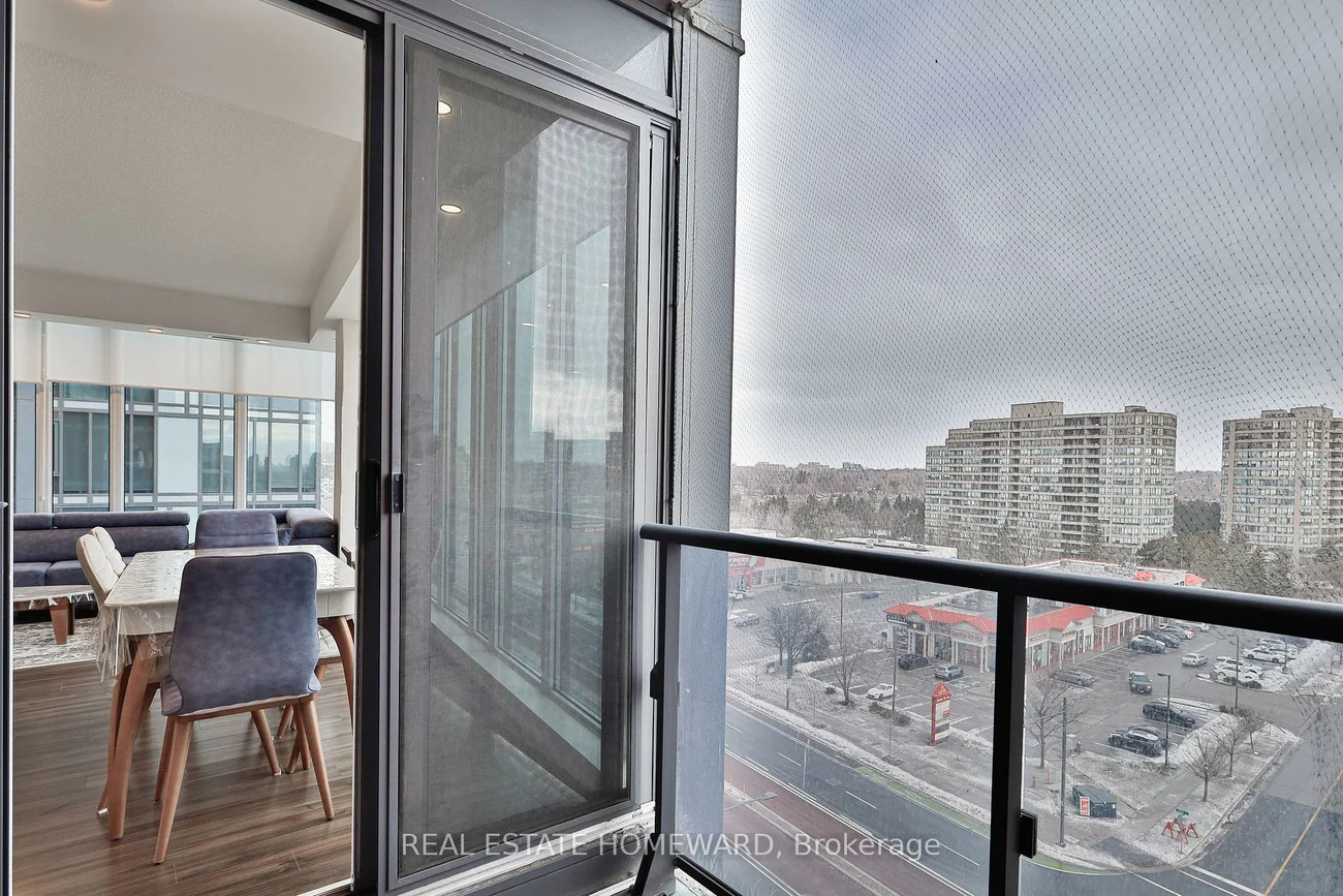 9600, Yonge, North Richvale, Richmond Hill