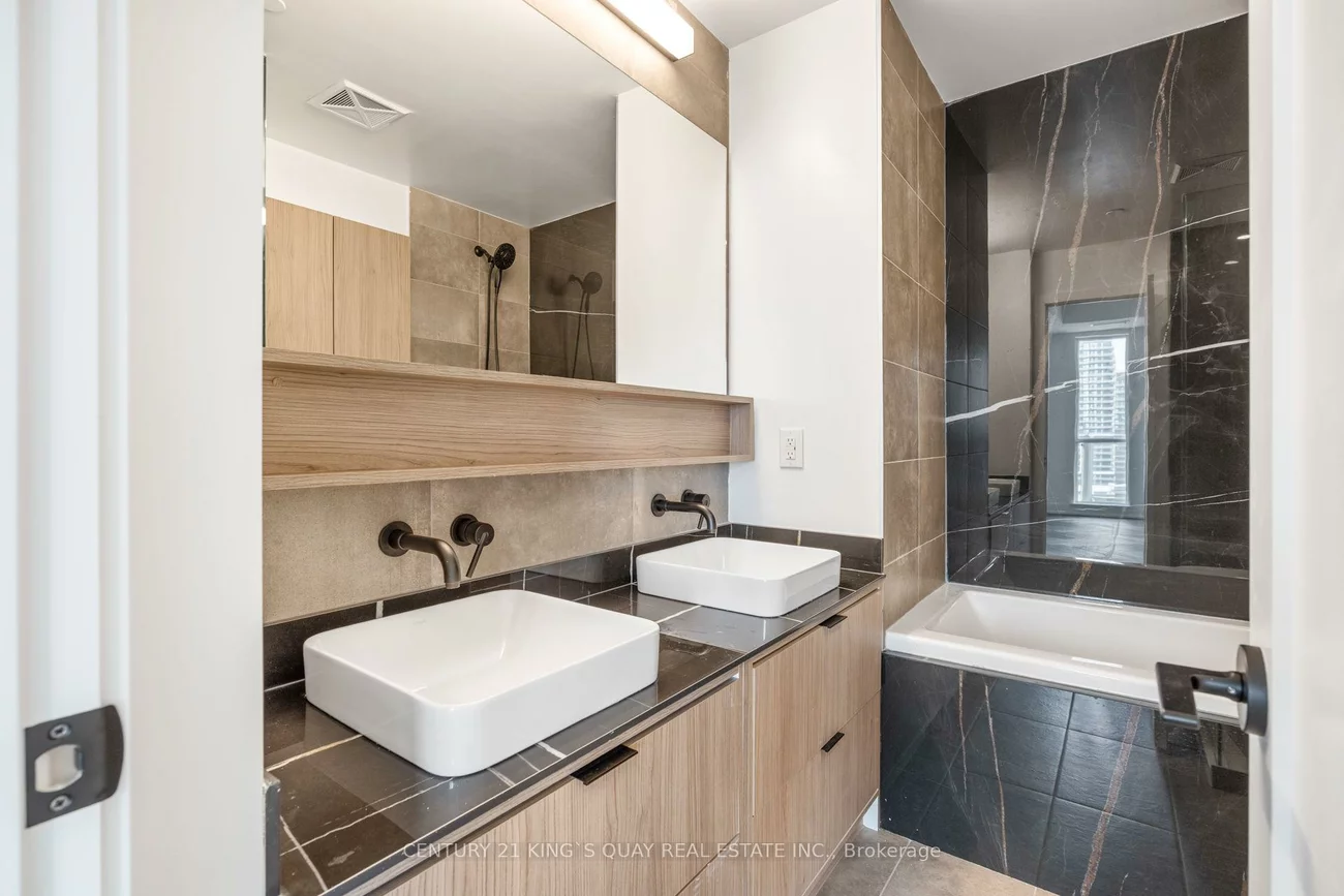 8888, Yonge, South Richvale, Richmond Hill