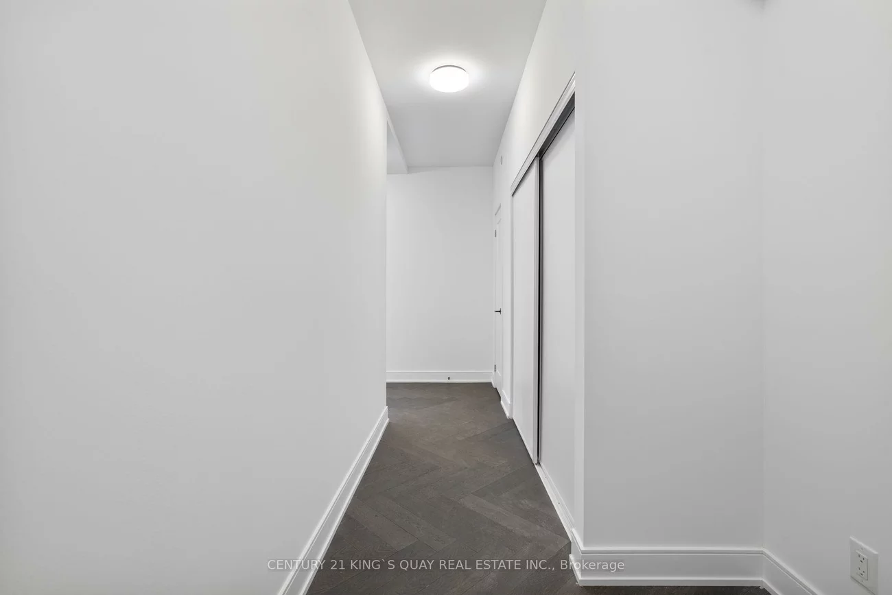 8888, Yonge, South Richvale, Richmond Hill