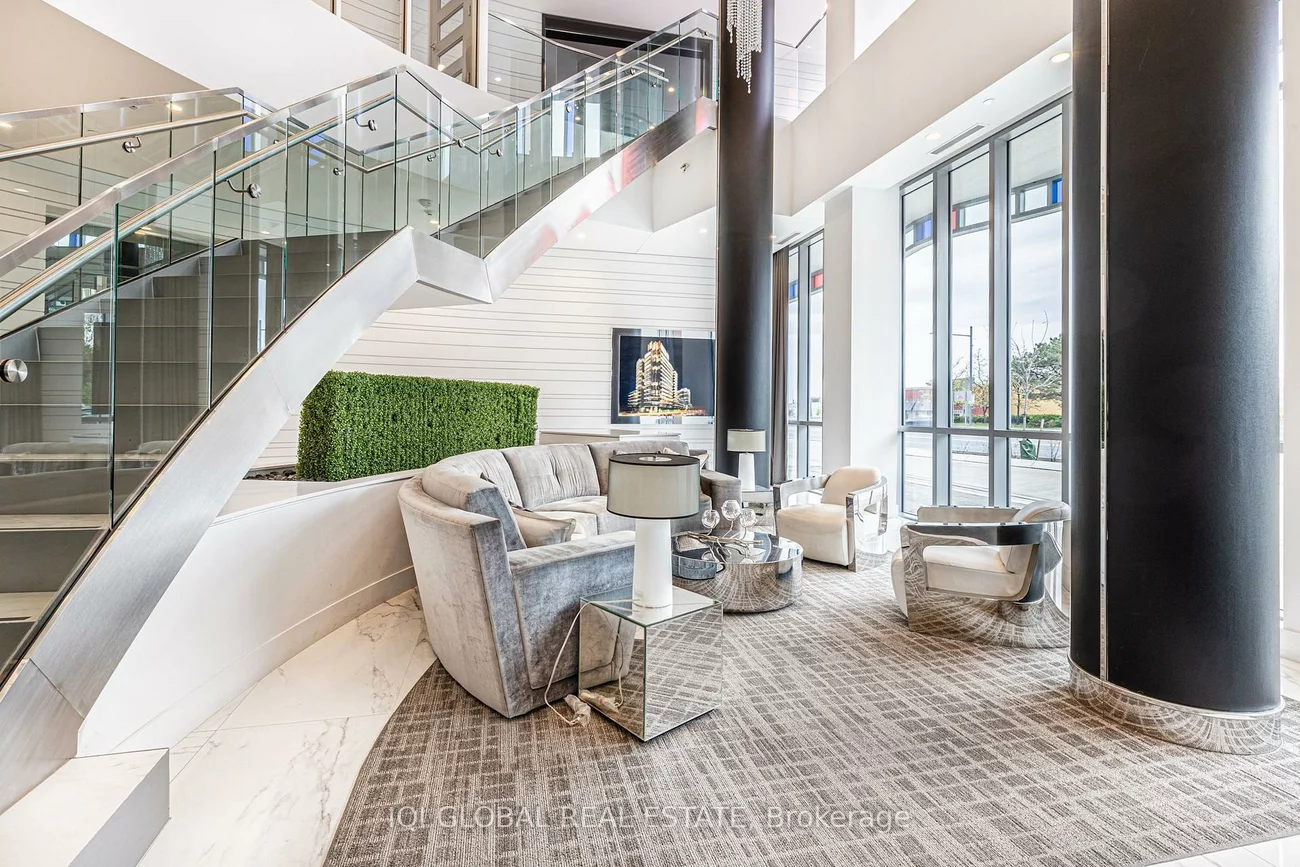 9471, Yonge, Observatory, Richmond Hill