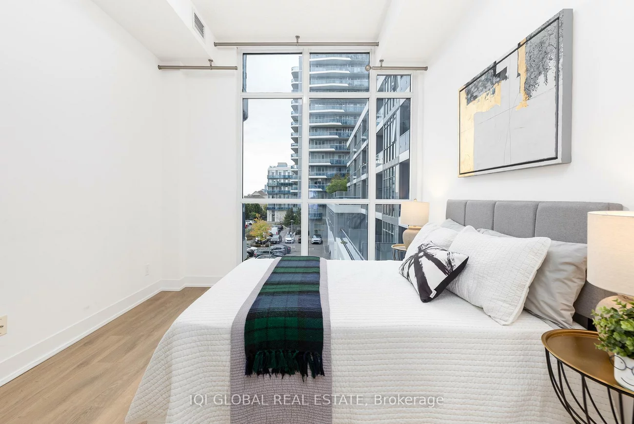 9471, Yonge, Observatory, Richmond Hill