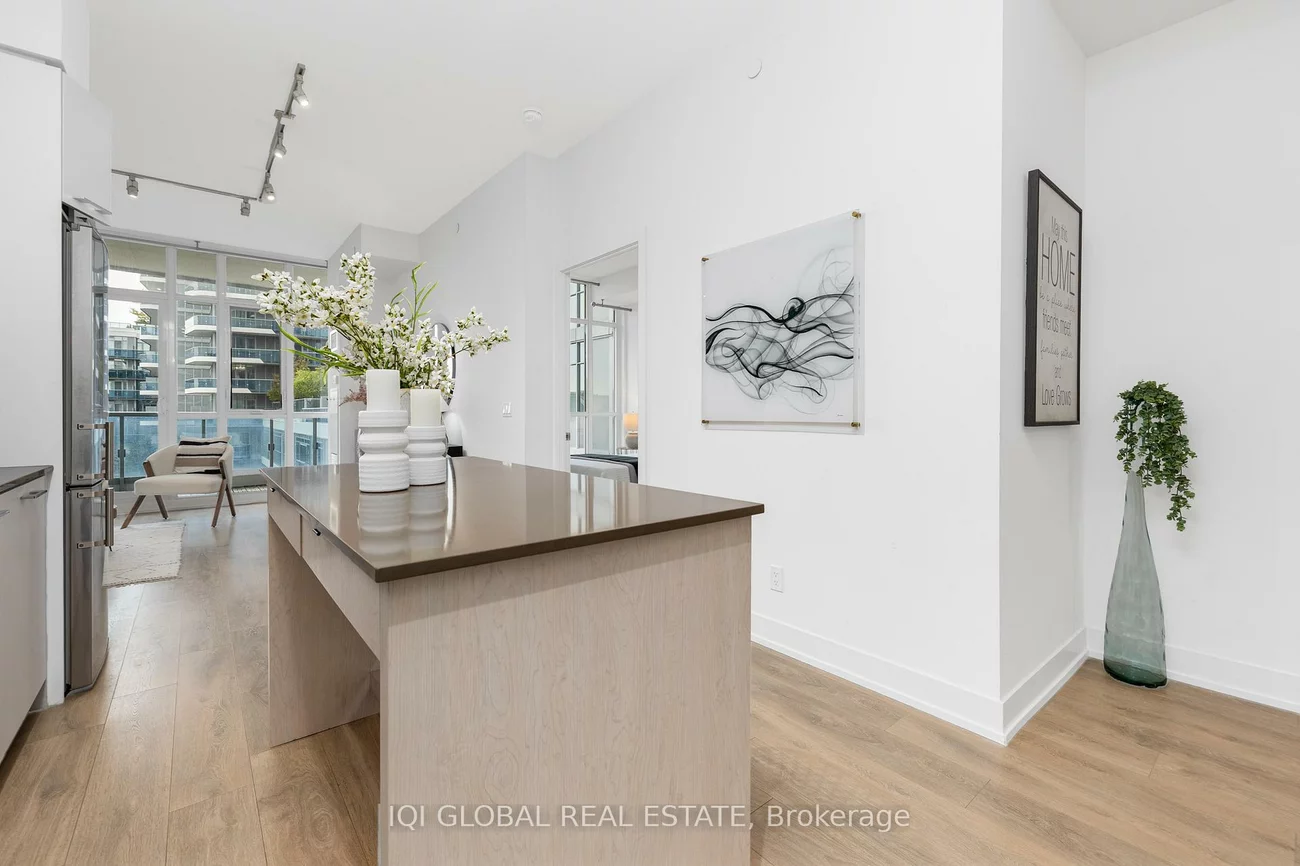 9471, Yonge, Observatory, Richmond Hill