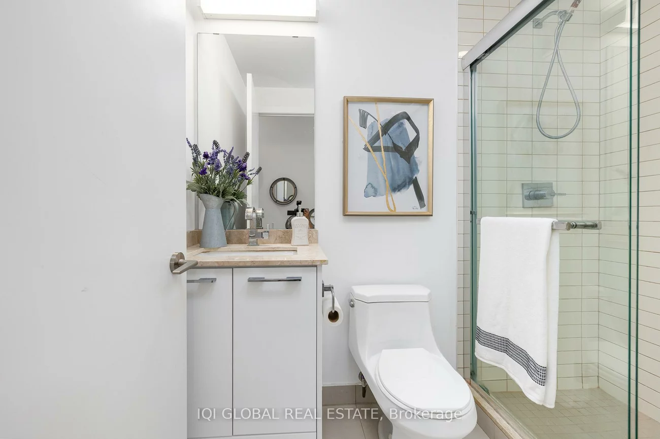 9471, Yonge, Observatory, Richmond Hill