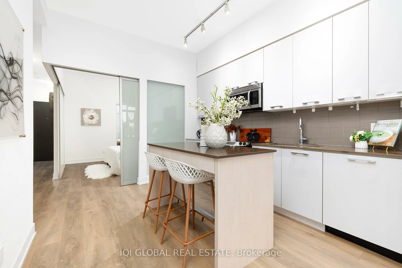 9471, Yonge, Observatory, Richmond Hill