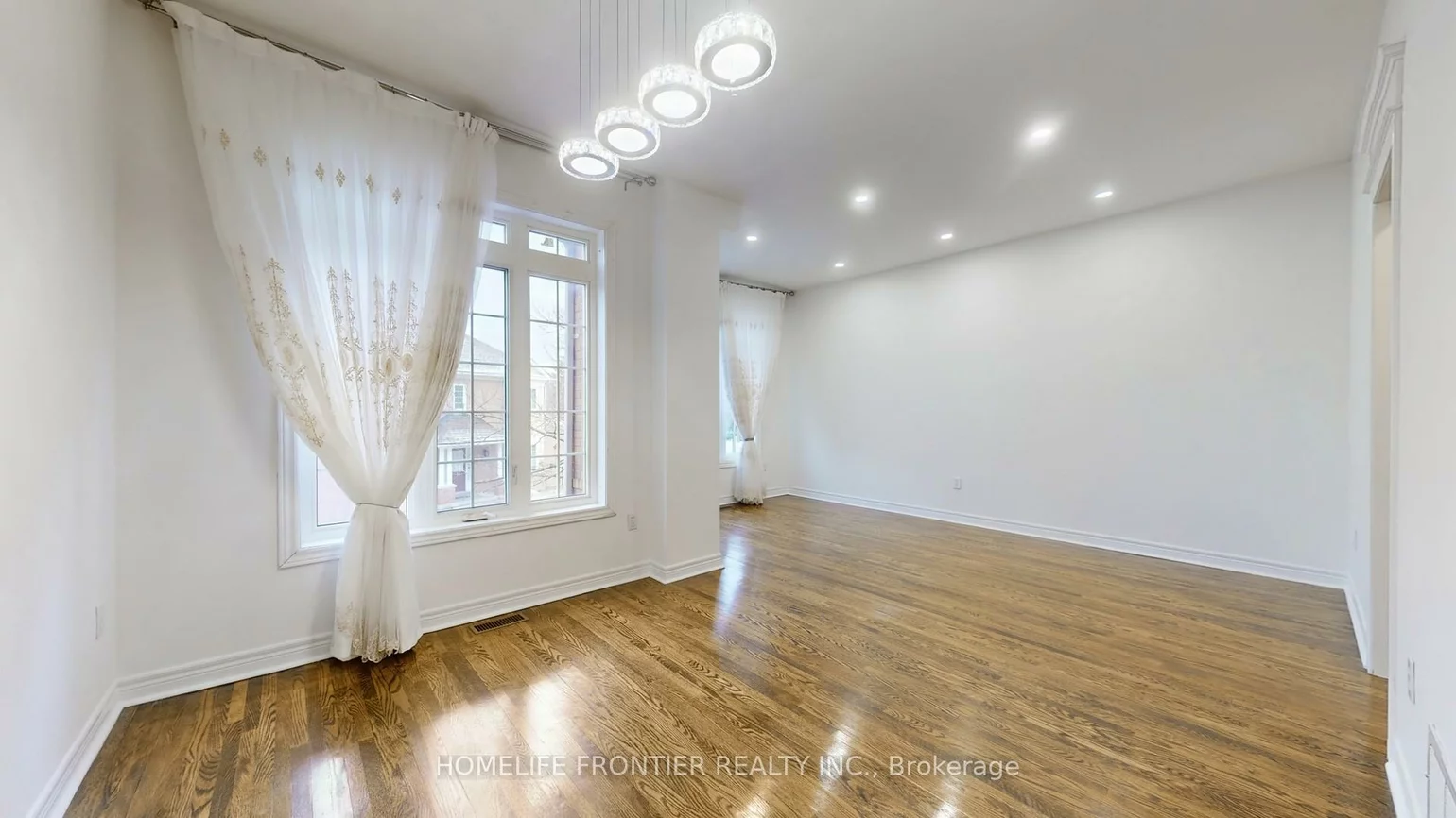 190, Harding, North Richvale, Richmond Hill