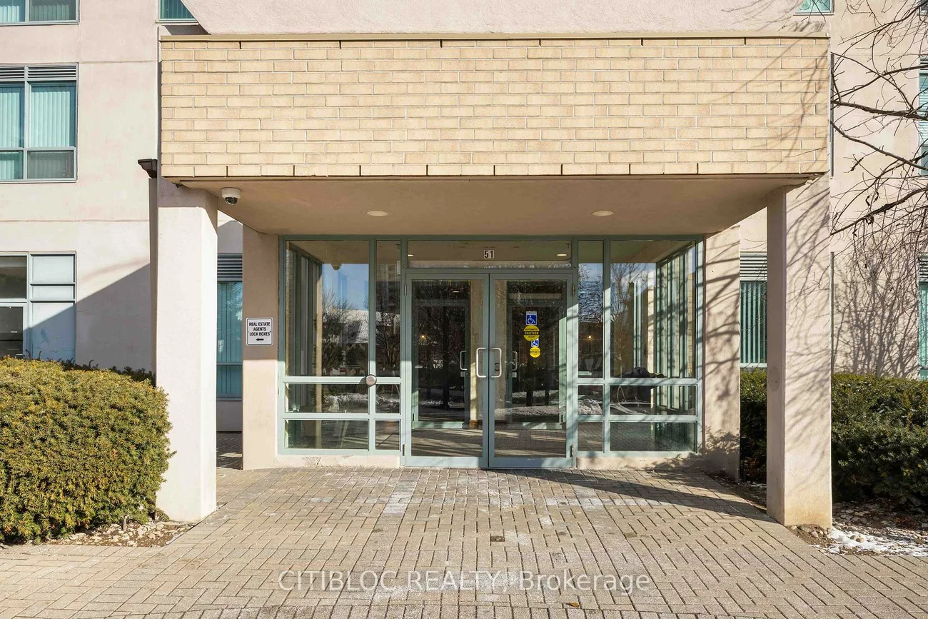 51, Baffin, Langstaff, Richmond Hill