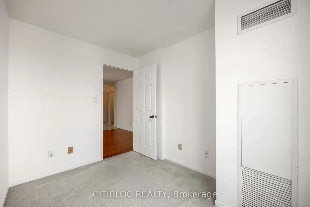 51, Baffin, Langstaff, Richmond Hill