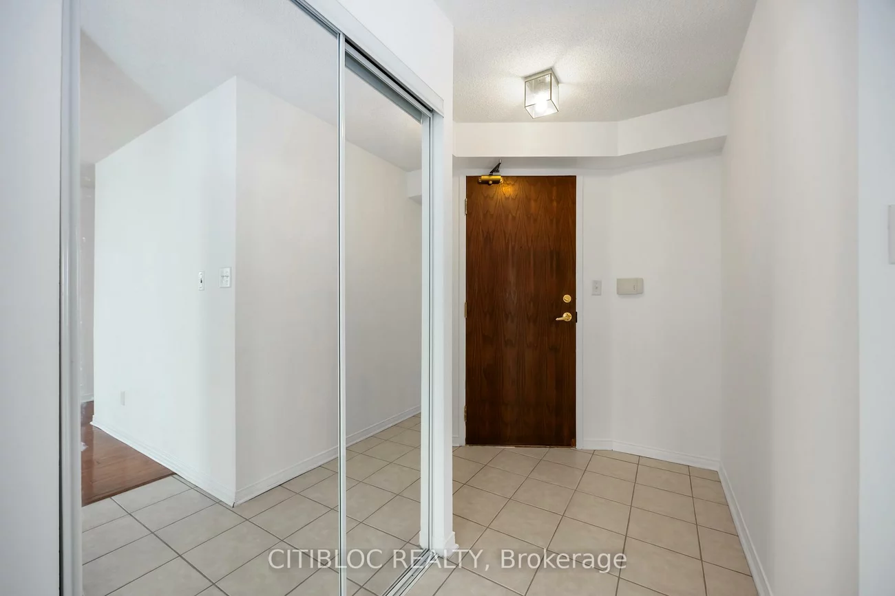 51, Baffin, Langstaff, Richmond Hill