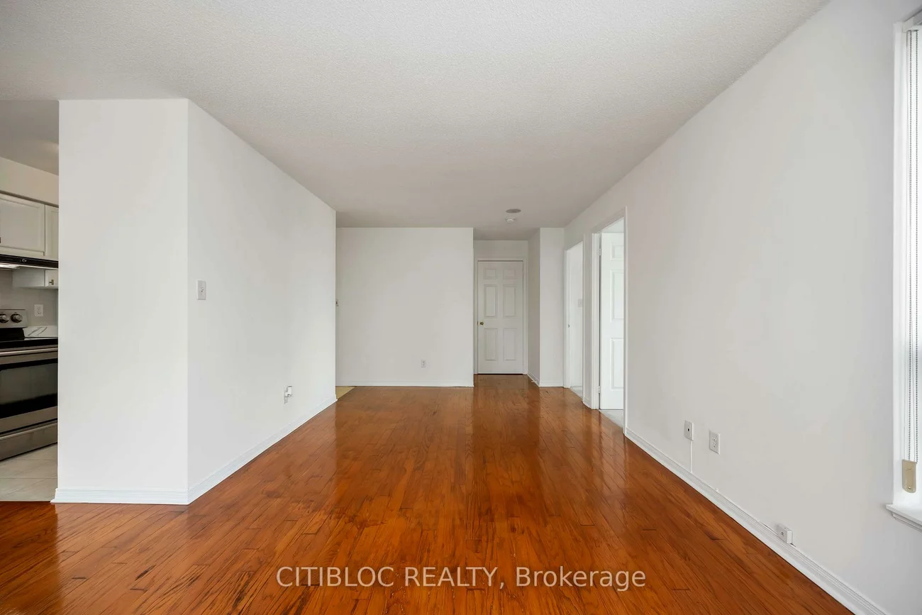 51, Baffin, Langstaff, Richmond Hill