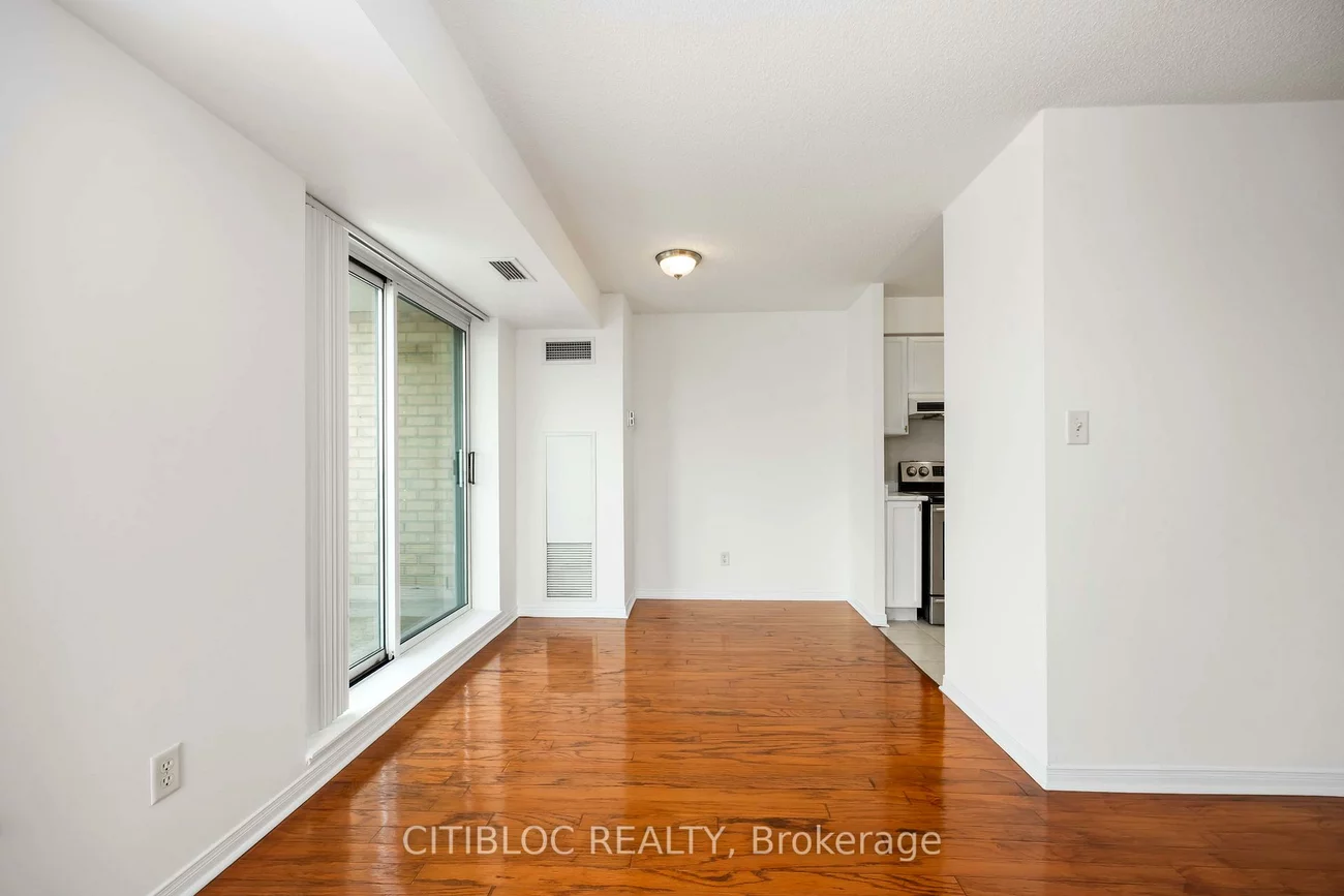 51, Baffin, Langstaff, Richmond Hill