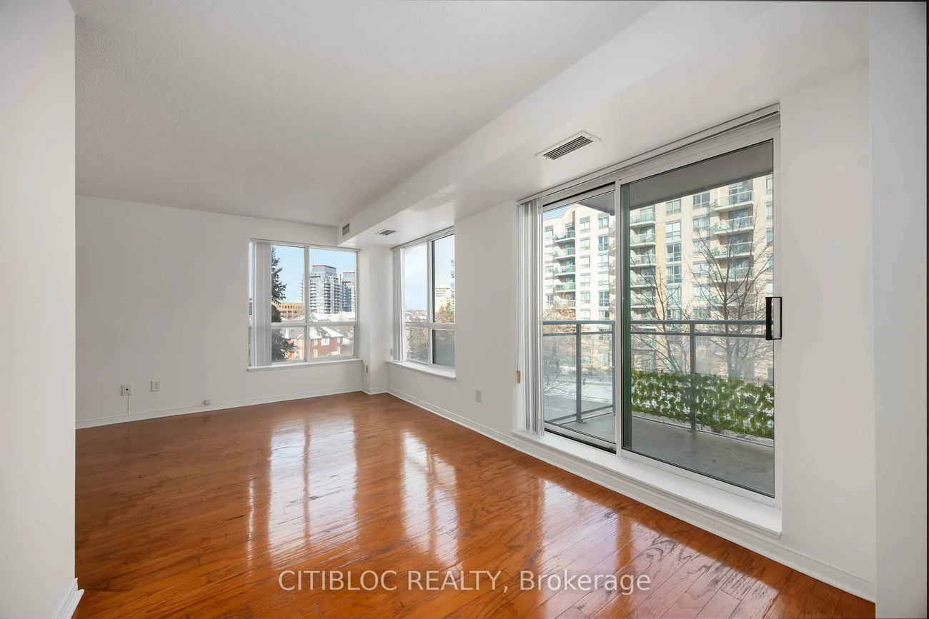 51, Baffin, Langstaff, Richmond Hill