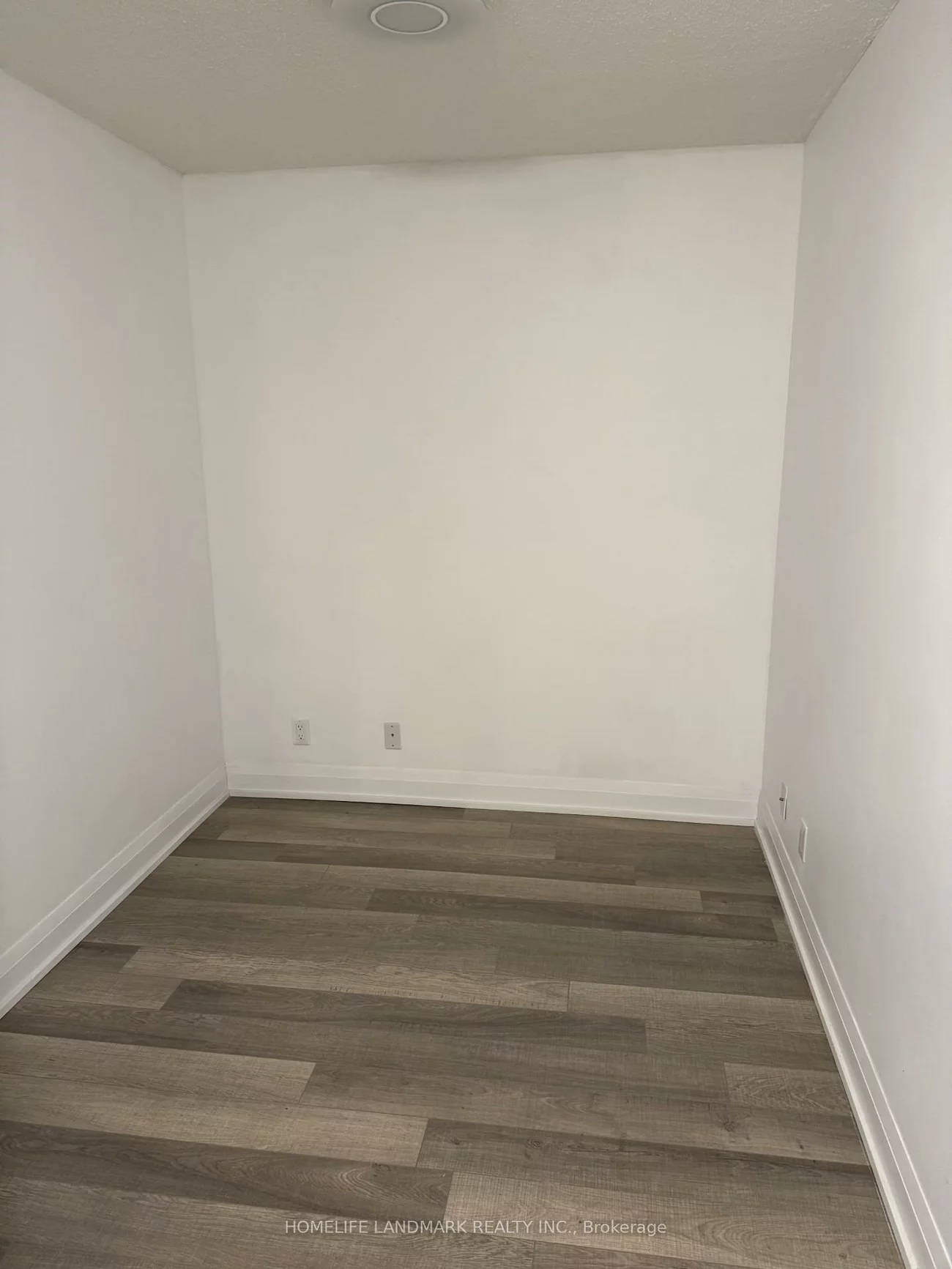 372, Highway 7 East, Doncrest, Richmond Hill