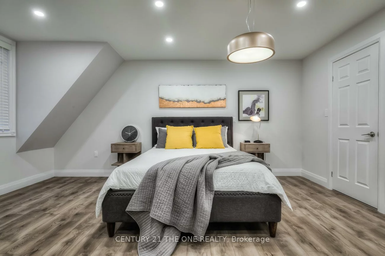 75, Weldrick, Observatory, Richmond Hill