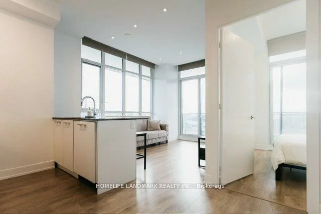 9471, Yonge, Observatory, Richmond Hill