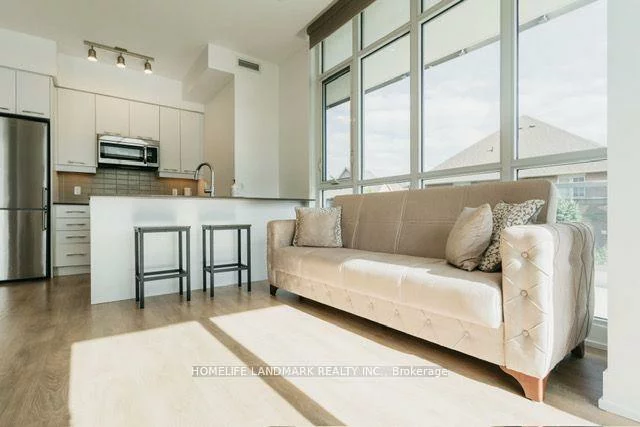 9471, Yonge, Observatory, Richmond Hill