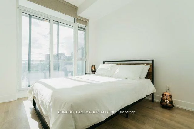 9471, Yonge, Observatory, Richmond Hill